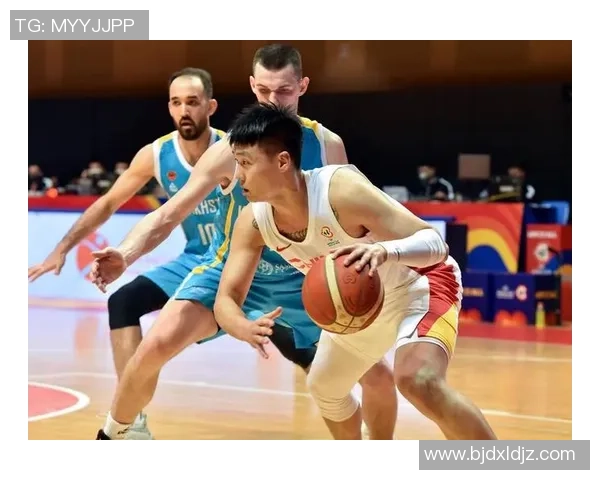 武汉篮球队在世界杯积分榜上以90分稳居第一展现强劲实力